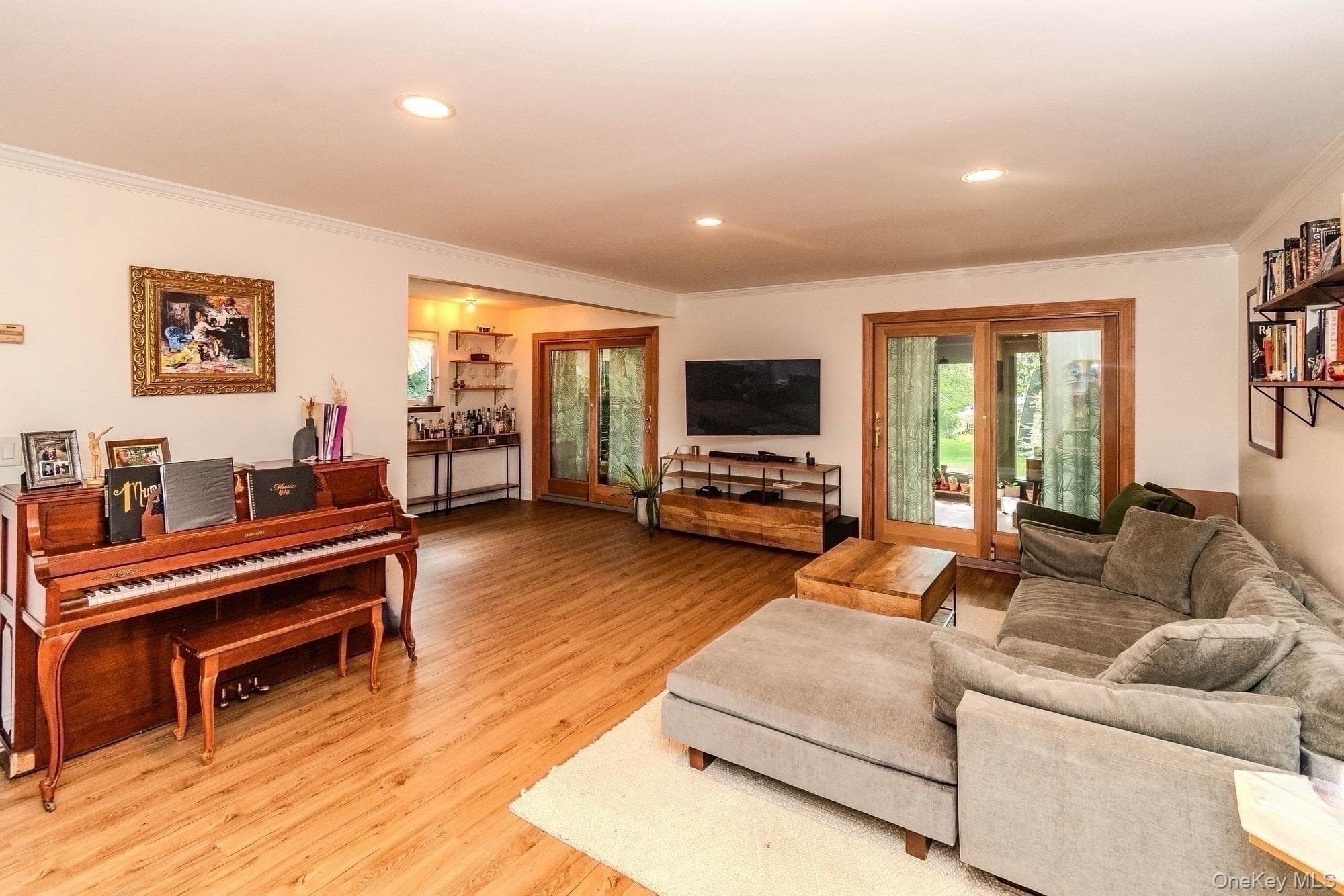 116 Lakewood Drive thumbnail 32