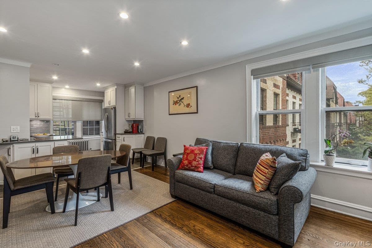 150 Burns St Unit: 3H/3G thumbnail 10