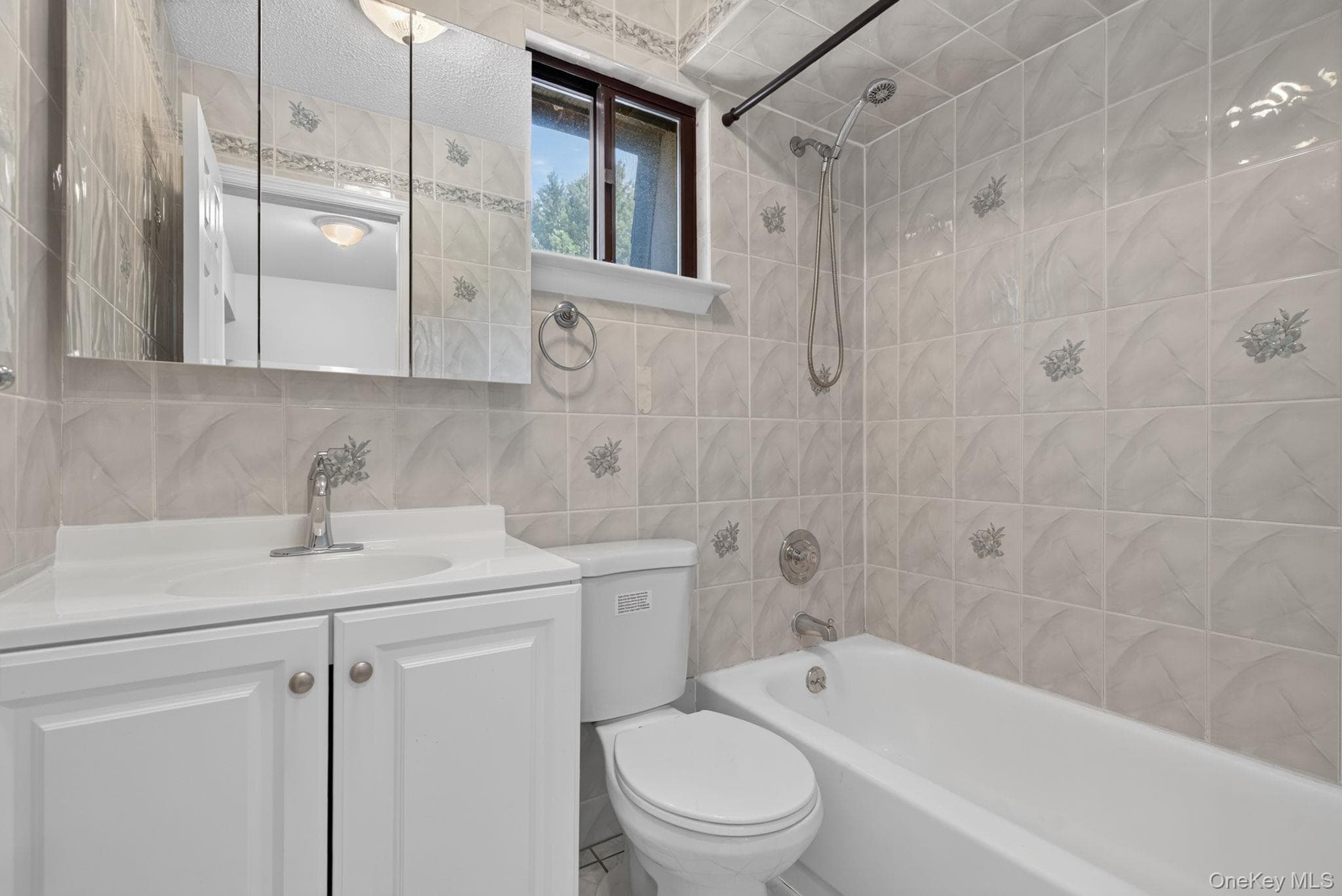 1802 Cherry Hill Drive thumbnail 13