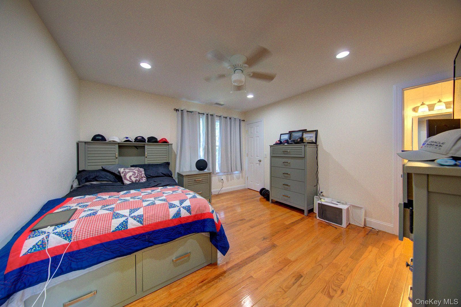 97 Chestnut Street thumbnail 14