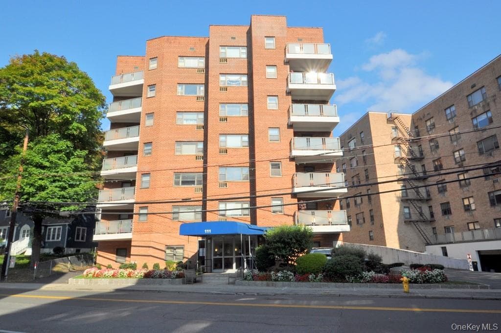 111 E Hartsdale Avenue Unit: 3D thumbnail 6