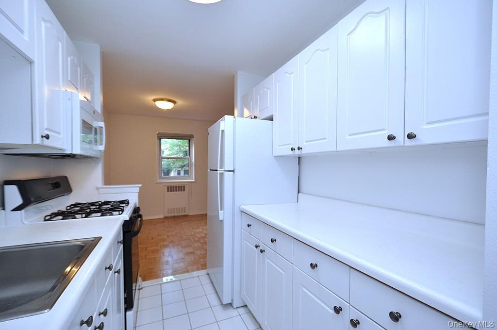 111 E Hartsdale Avenue Unit: 3D thumbnail 11
