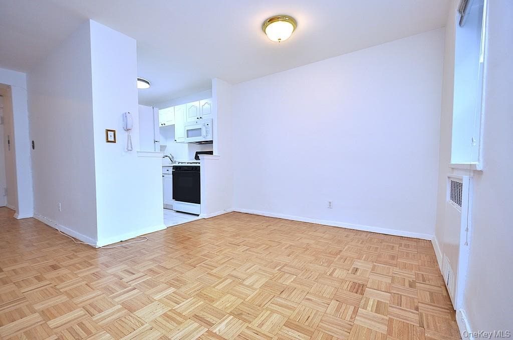 111 E Hartsdale Avenue Unit: 3D thumbnail 18