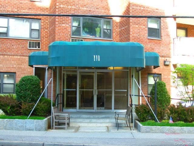 111 E Hartsdale Avenue Unit: 3D thumbnail 34
