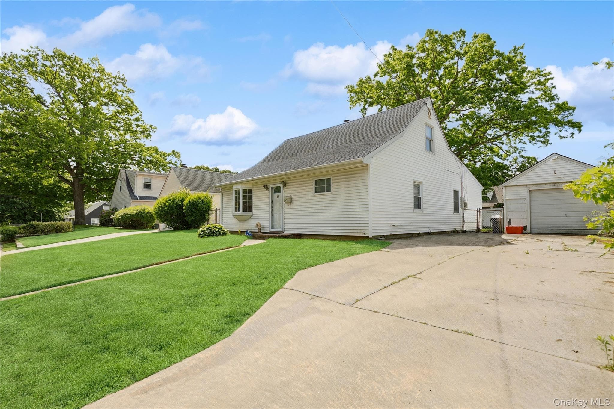 650 Eagle Avenue thumbnail 2