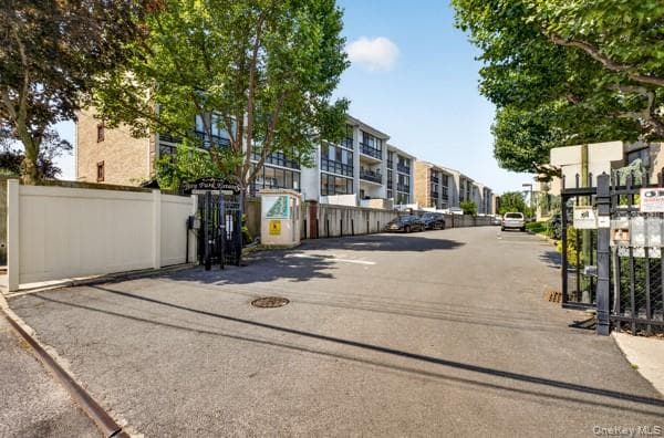 5-38 115th Street St Unit: 538F thumbnail 17