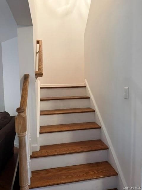 212 Hillside Lane thumbnail 17