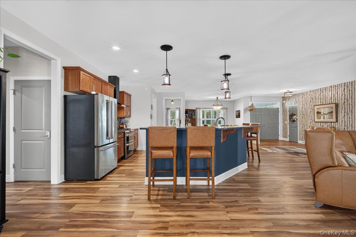 1410 Cosgrove Drive thumbnail 13