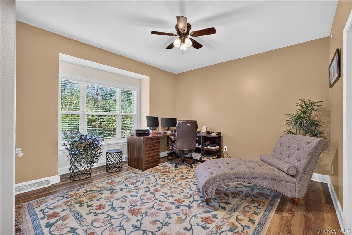 1410 Cosgrove Drive thumbnail 21