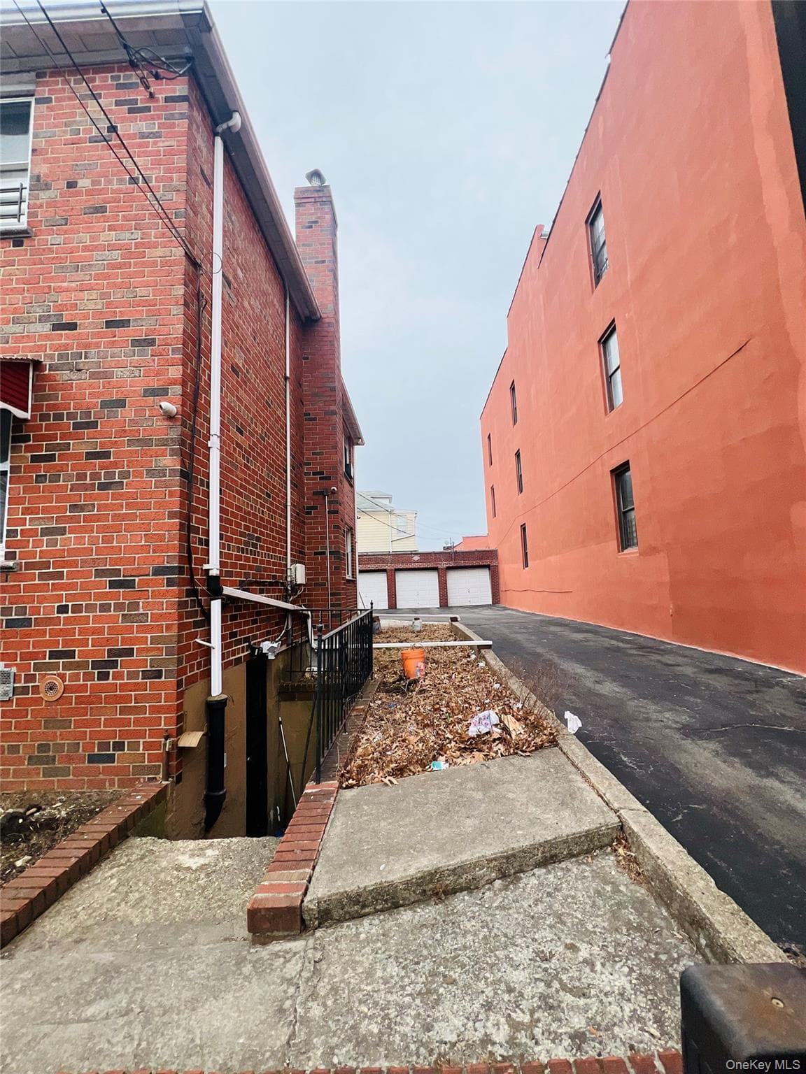 1723 Seddon Street thumbnail 6