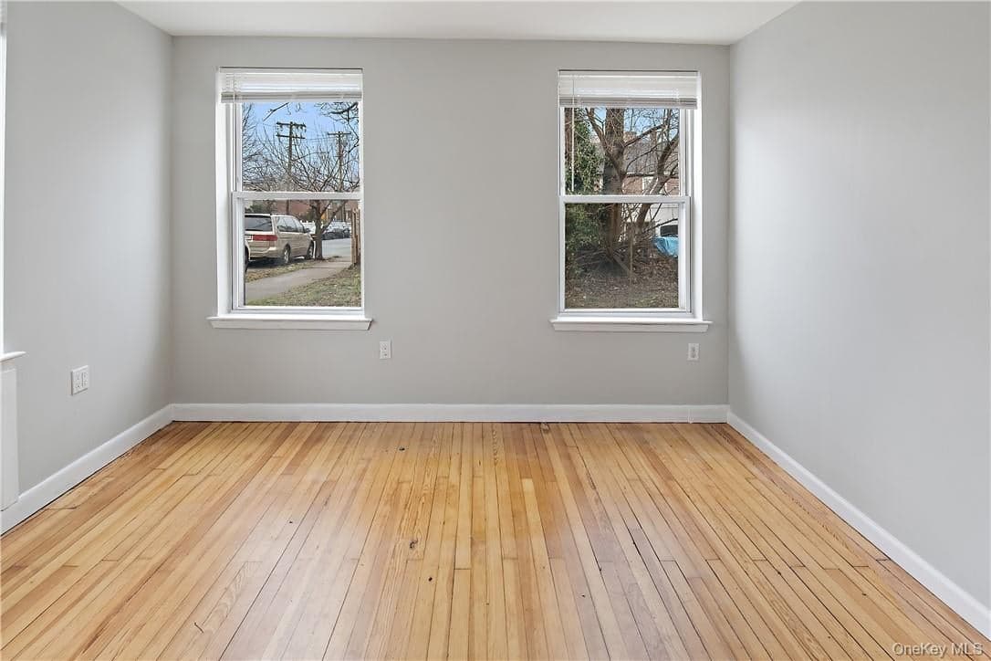 1225 Hollywood Avenue thumbnail 25