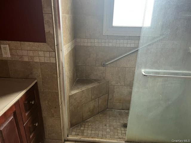 82 4th Street thumbnail 5