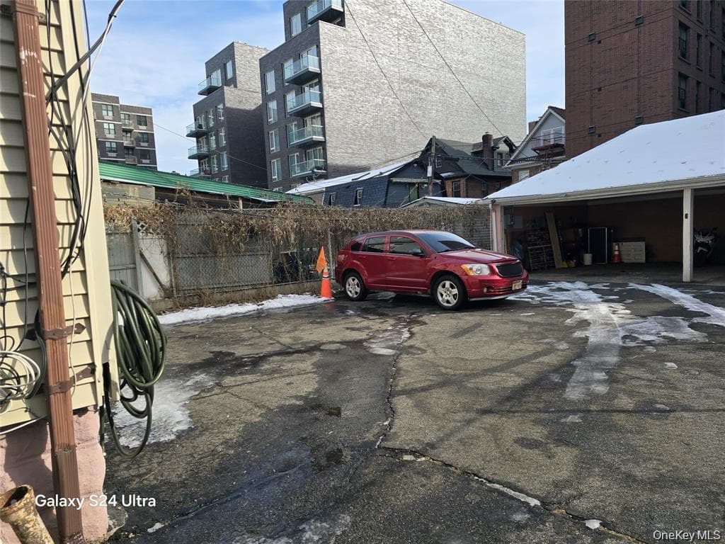 14818 89th Avenue thumbnail 3