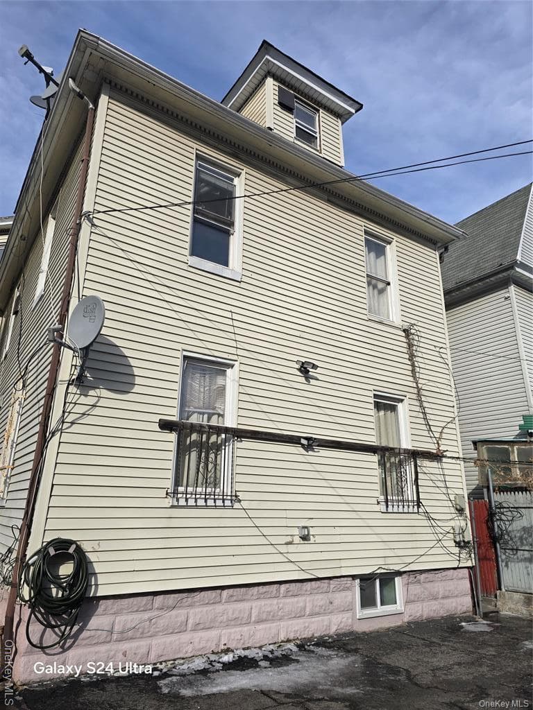 14818 89th Avenue, Jamaica