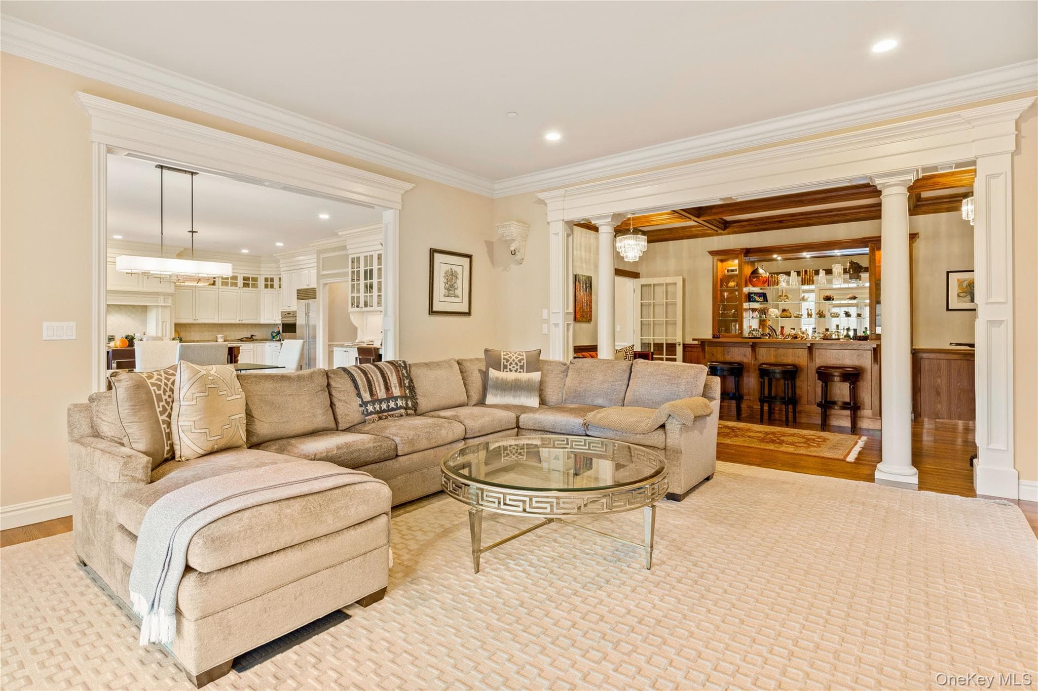 15 Knightsbridge Manor Road thumbnail 12