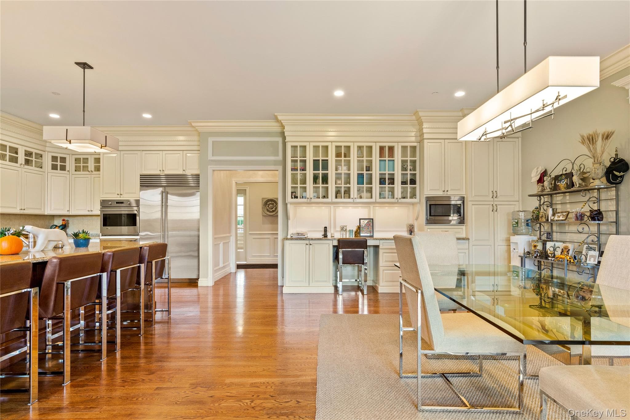 15 Knightsbridge Manor Road thumbnail 20