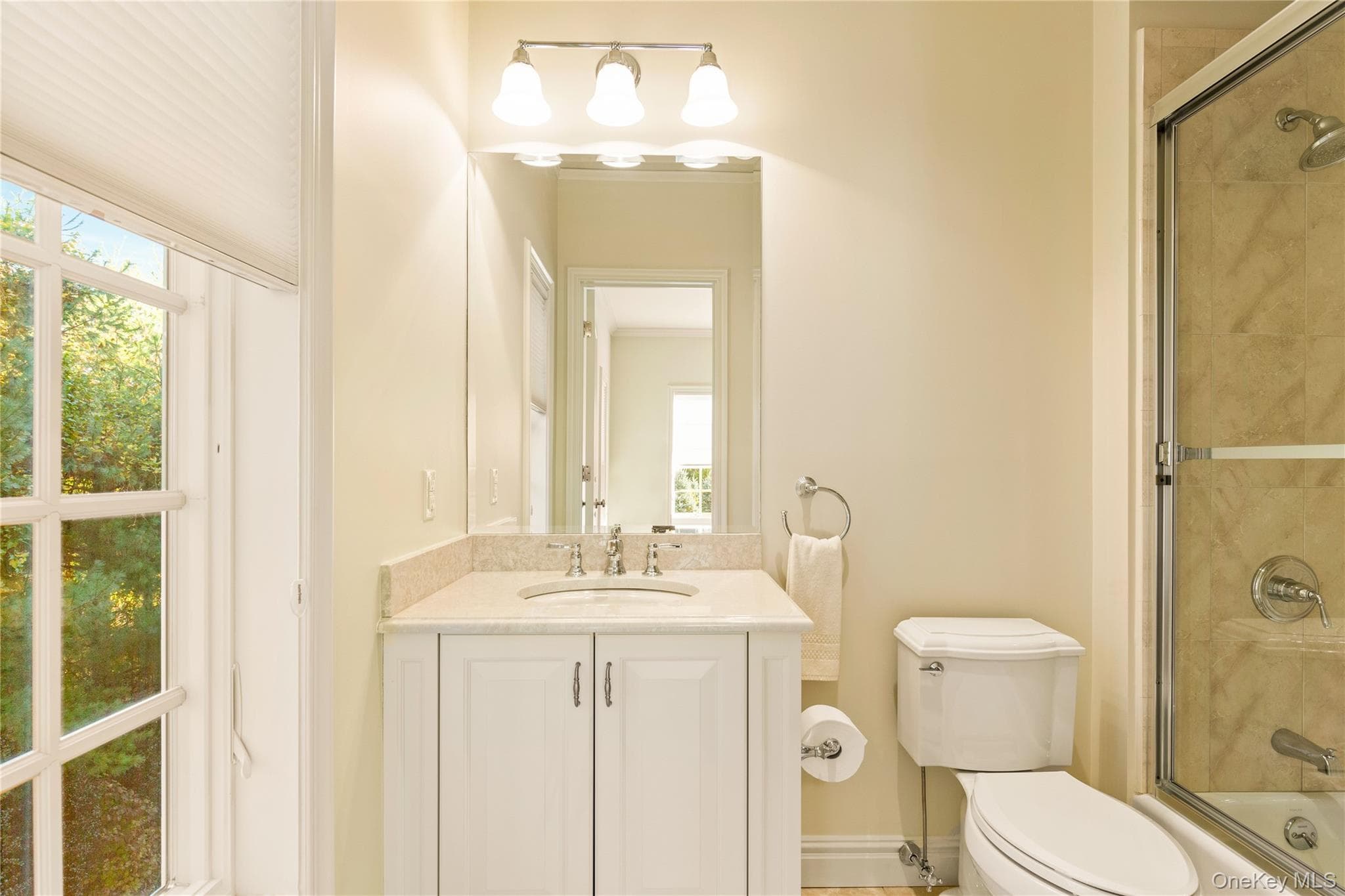 15 Knightsbridge Manor Road thumbnail 37