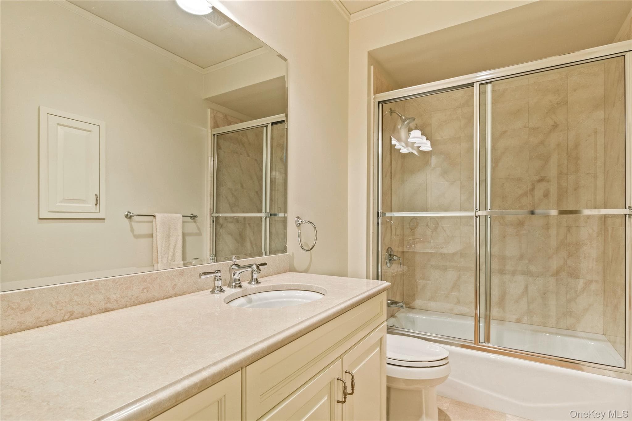 15 Knightsbridge Manor Road thumbnail 34