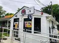1009 N Country Road, Stony Brook