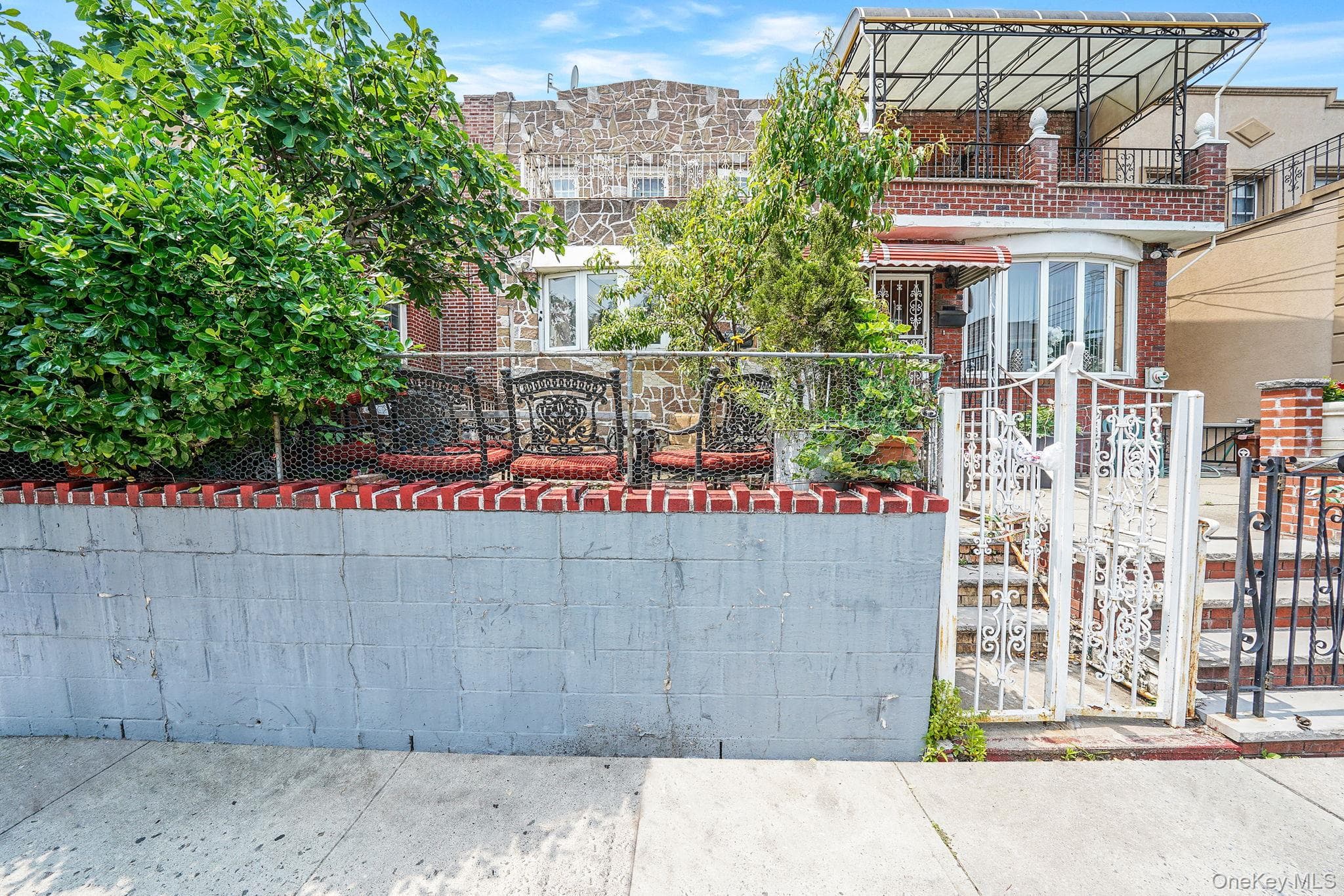 2168 37th Street photo 1