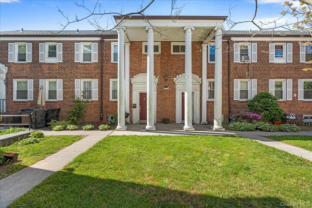 147-44 Village Road Unit: 87D thumbnail 2
