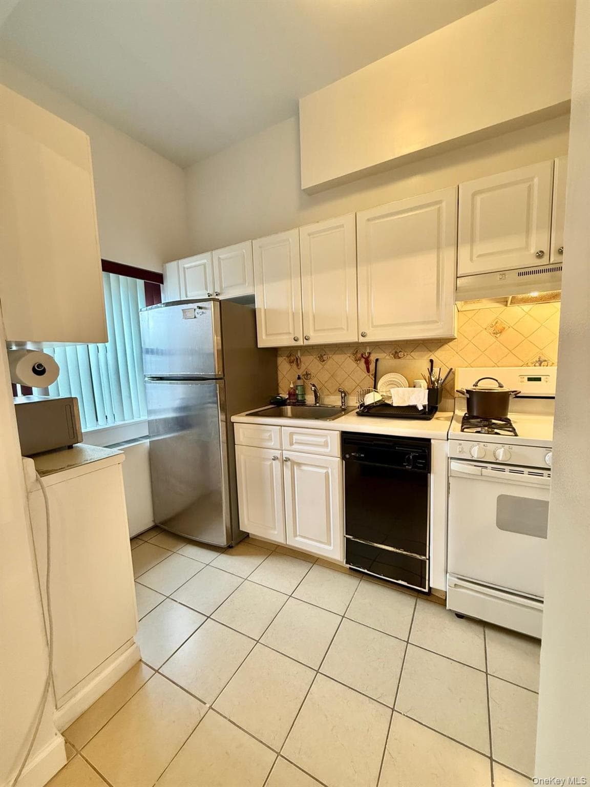 87-30 62 Avenue Unit: 101. thumbnail 9