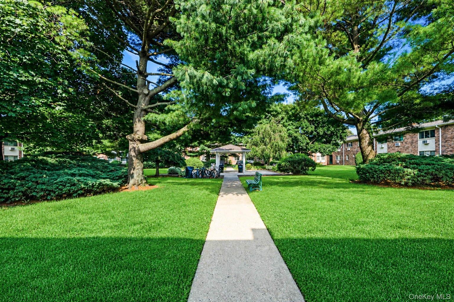 2449F Union Boulevard Unit: 9B thumbnail 2