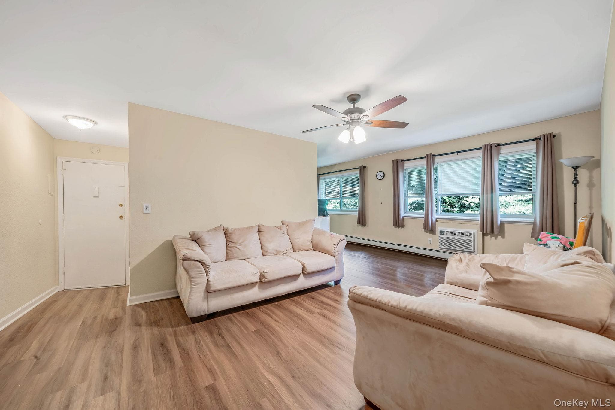 2449F Union Boulevard Unit: 9B thumbnail 4