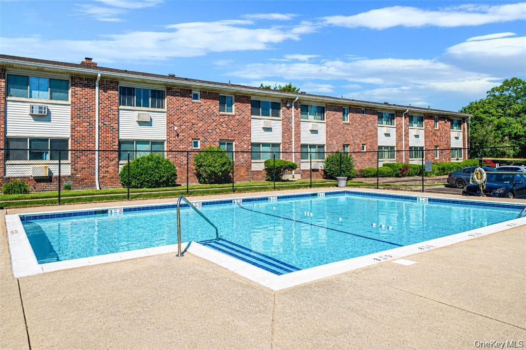2449F Union Boulevard Unit: 9B thumbnail 17