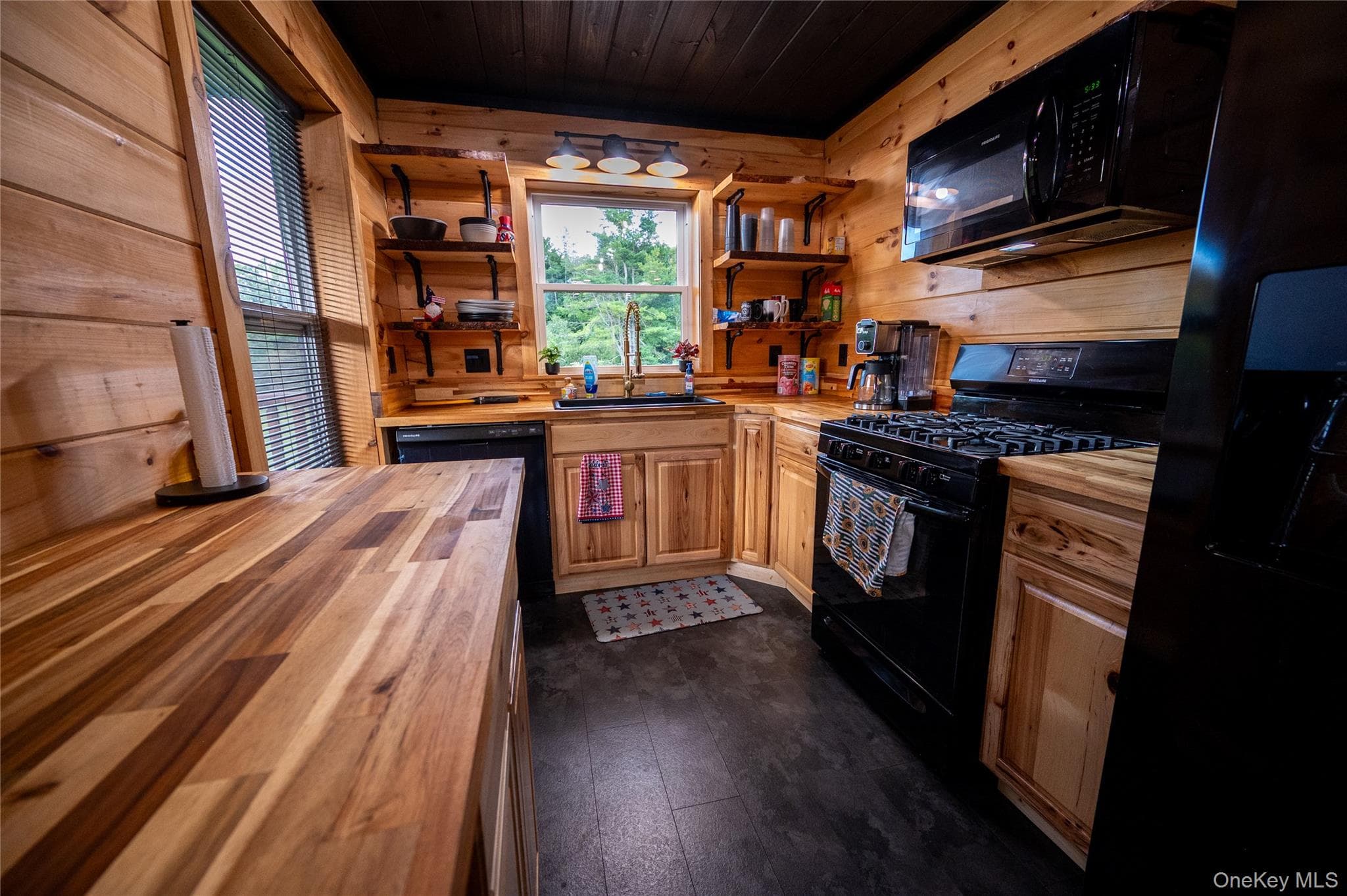 1452 Pardeeville Road thumbnail 22
