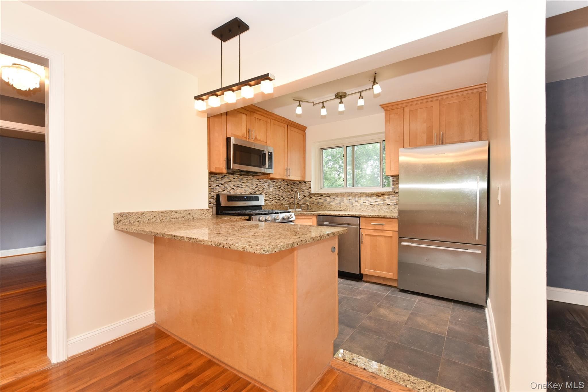 111-05 66th Avenue Unit: 2A thumbnail 7