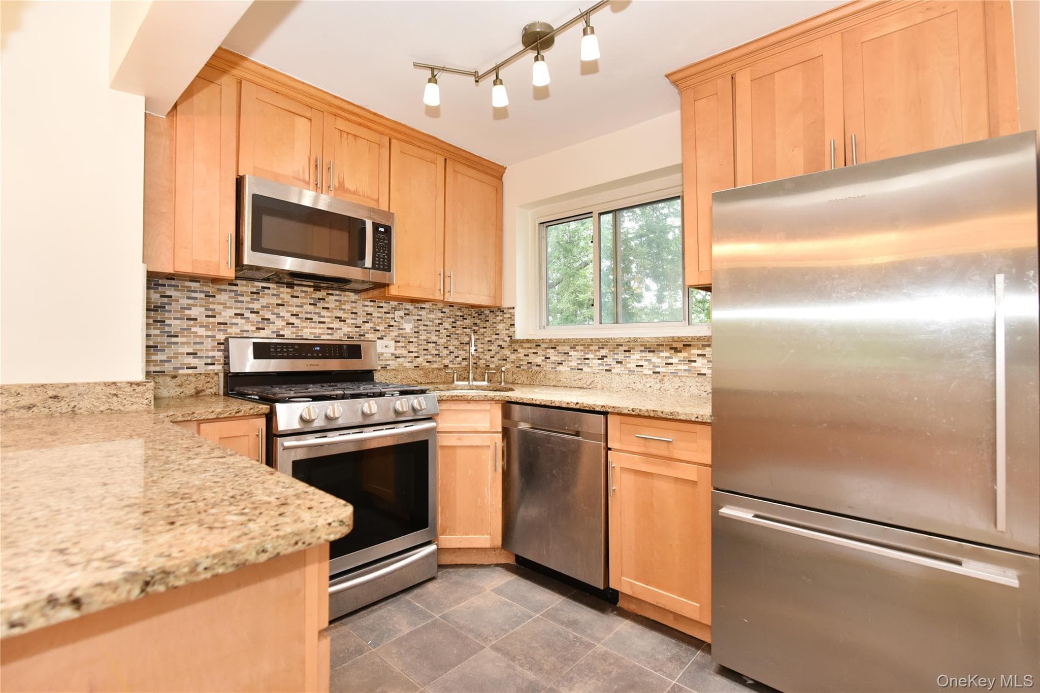 111-05 66th Avenue Unit: 2A, Forest Hills