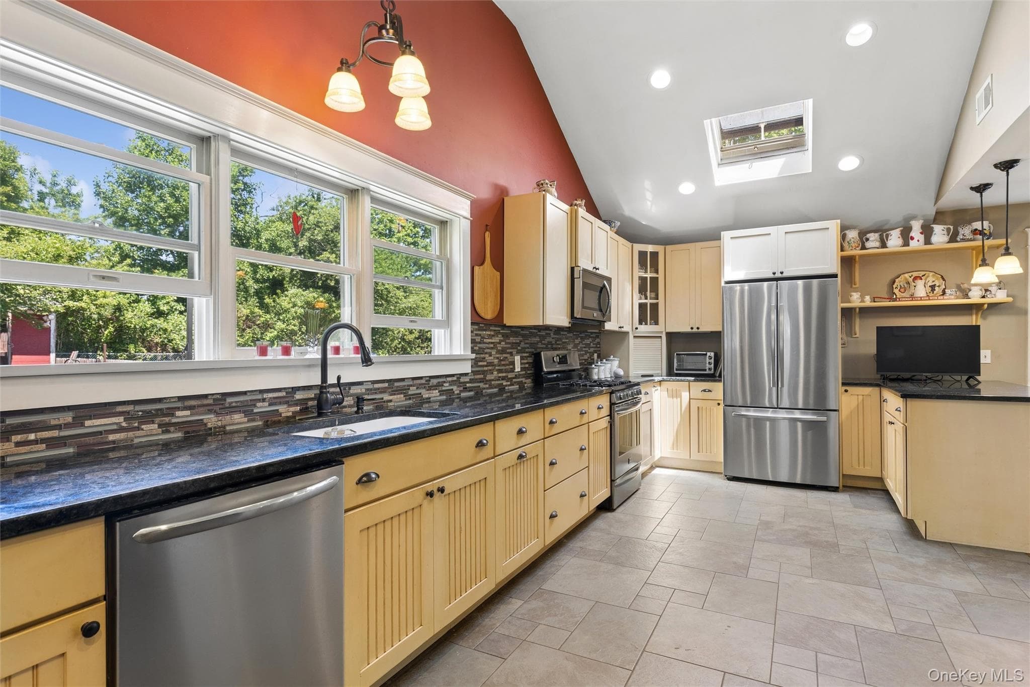 6205 Alvahs Lane thumbnail 14