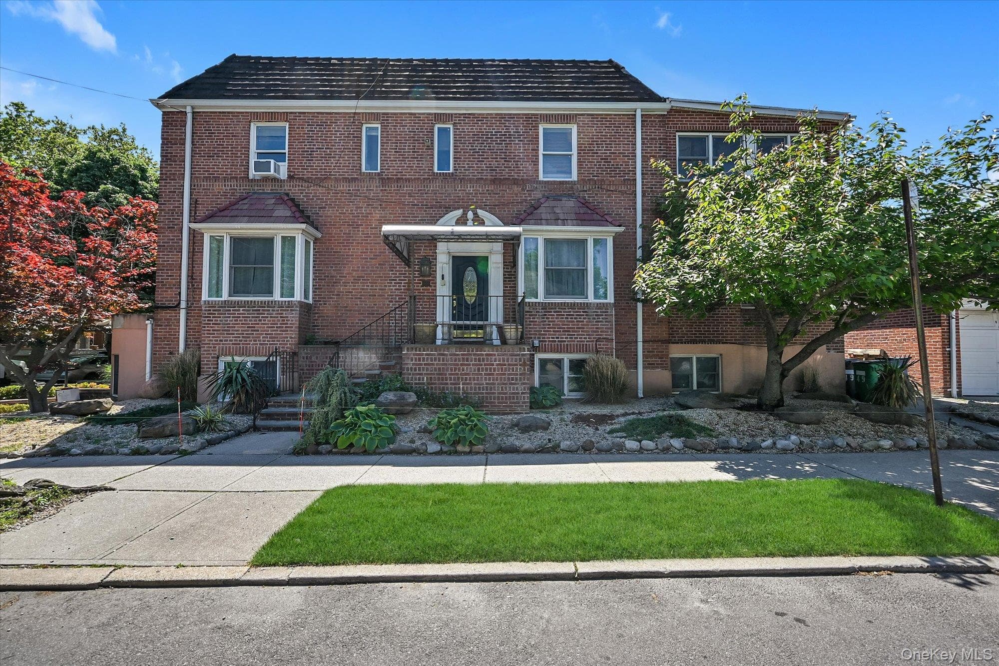 144-49 70th Avenue thumbnail 3
