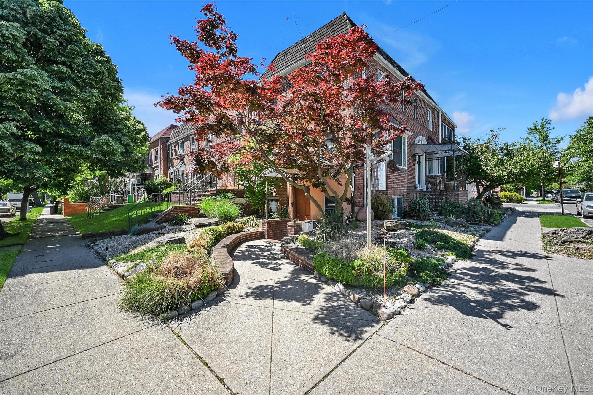 144-49 70th Avenue thumbnail 2