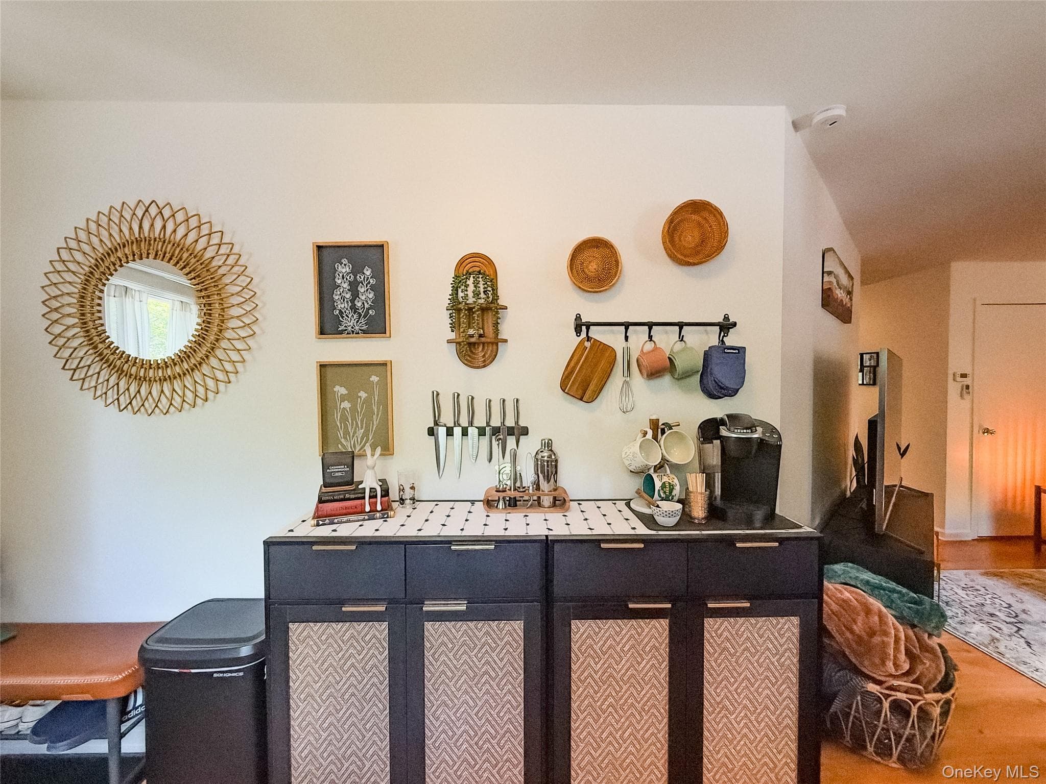 215 Maple Avenue thumbnail 37