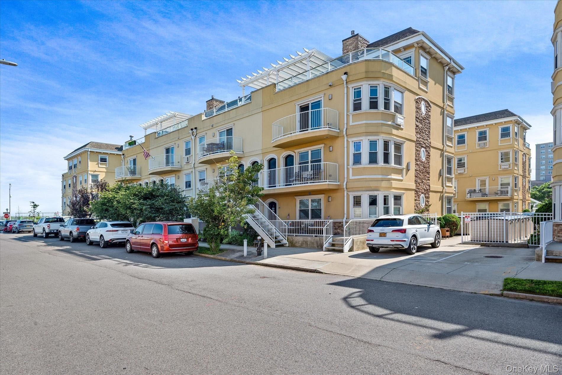 171 Beach 100th Street Unit: 9C thumbnail 3