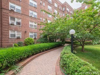 99-31 64th Avenue Unit: D16 thumbnail 3
