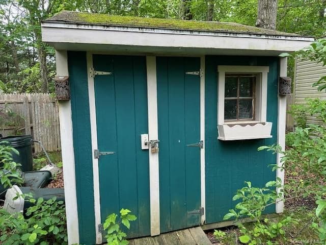 1538 Speonk-riverhead Rd Rd Unit: #6 thumbnail 6