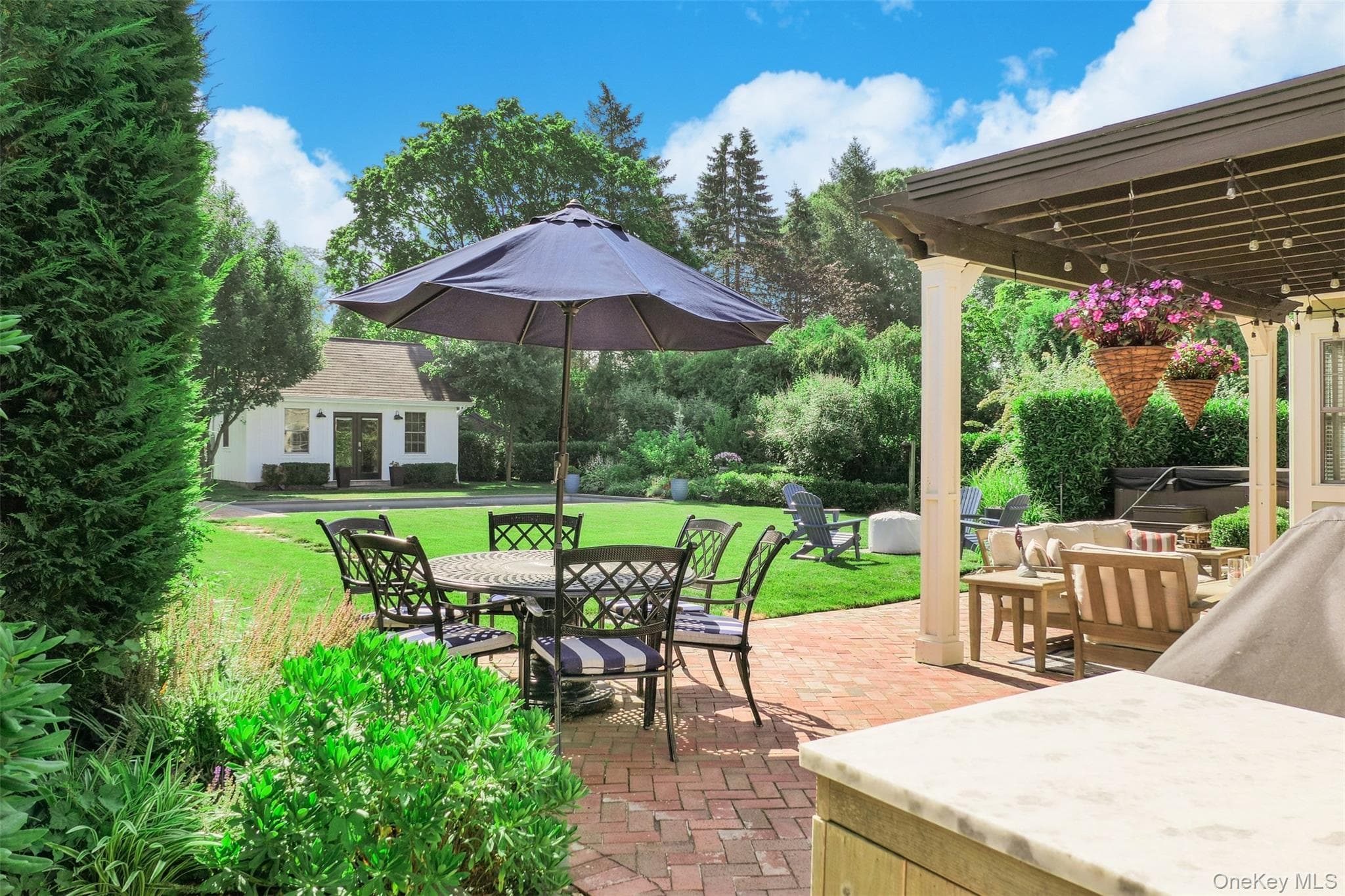 7 Country Club Road thumbnail 38