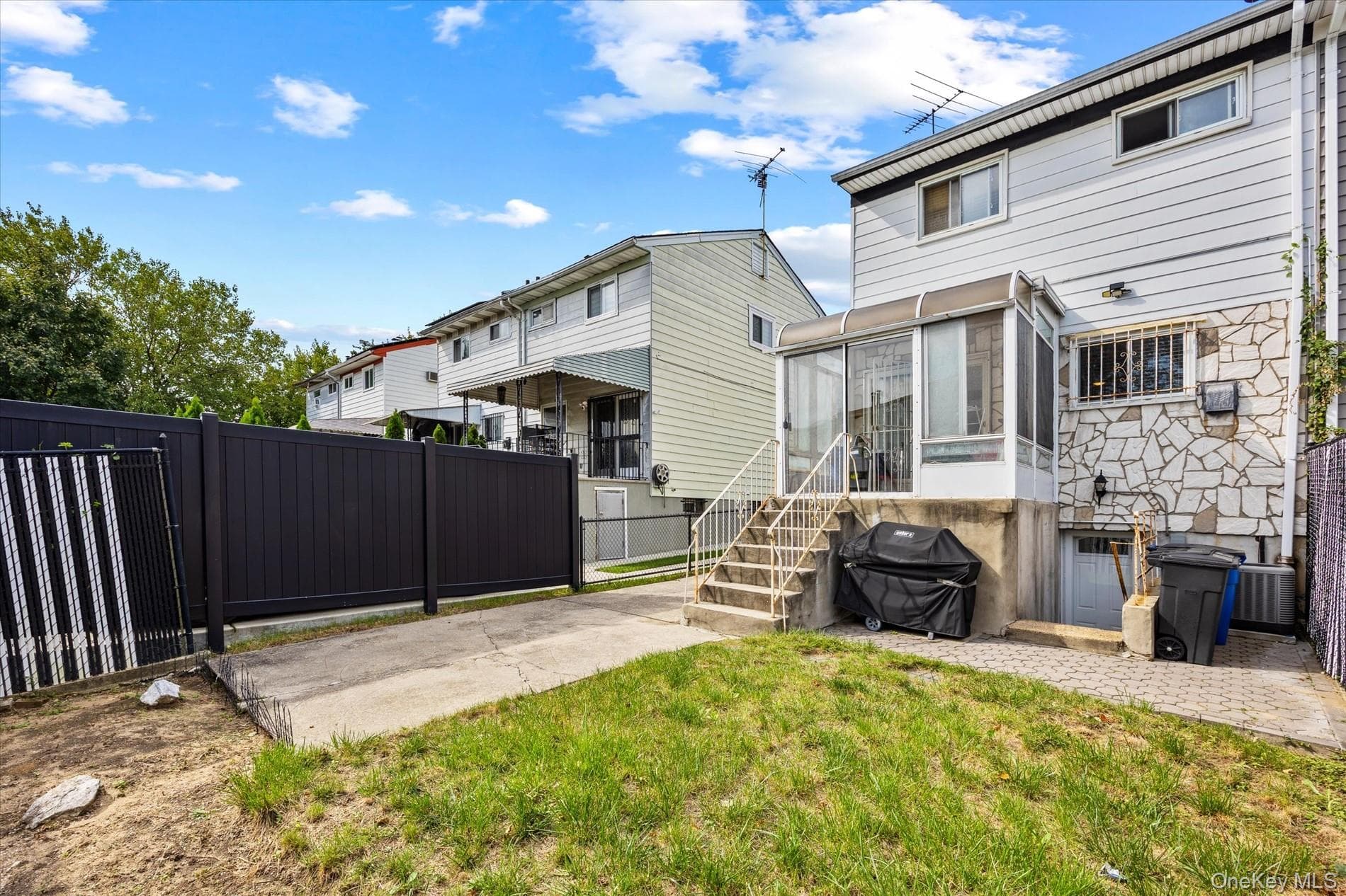 201-46 120th Avenue thumbnail 28