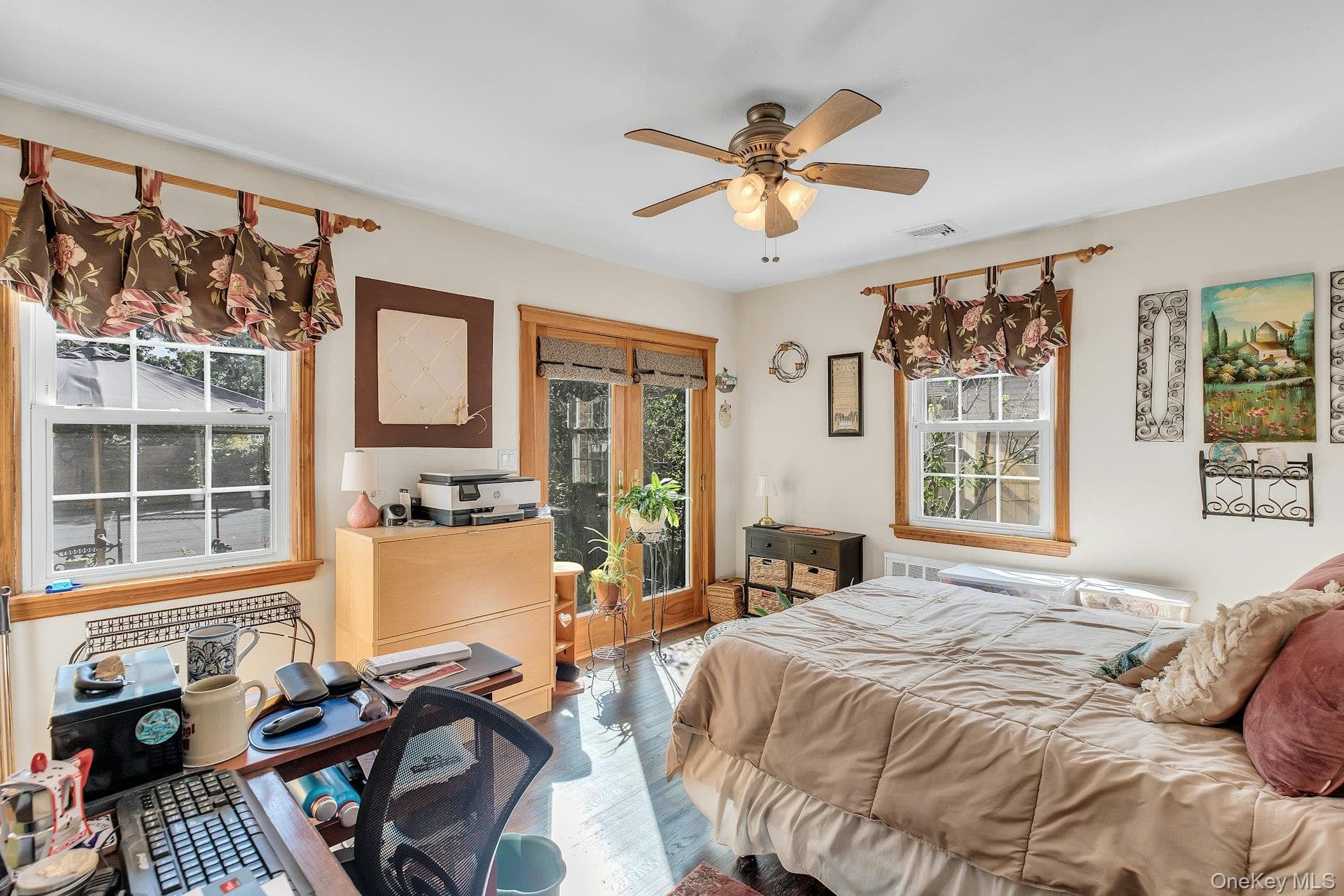 2084 Sherman Avenue thumbnail 14