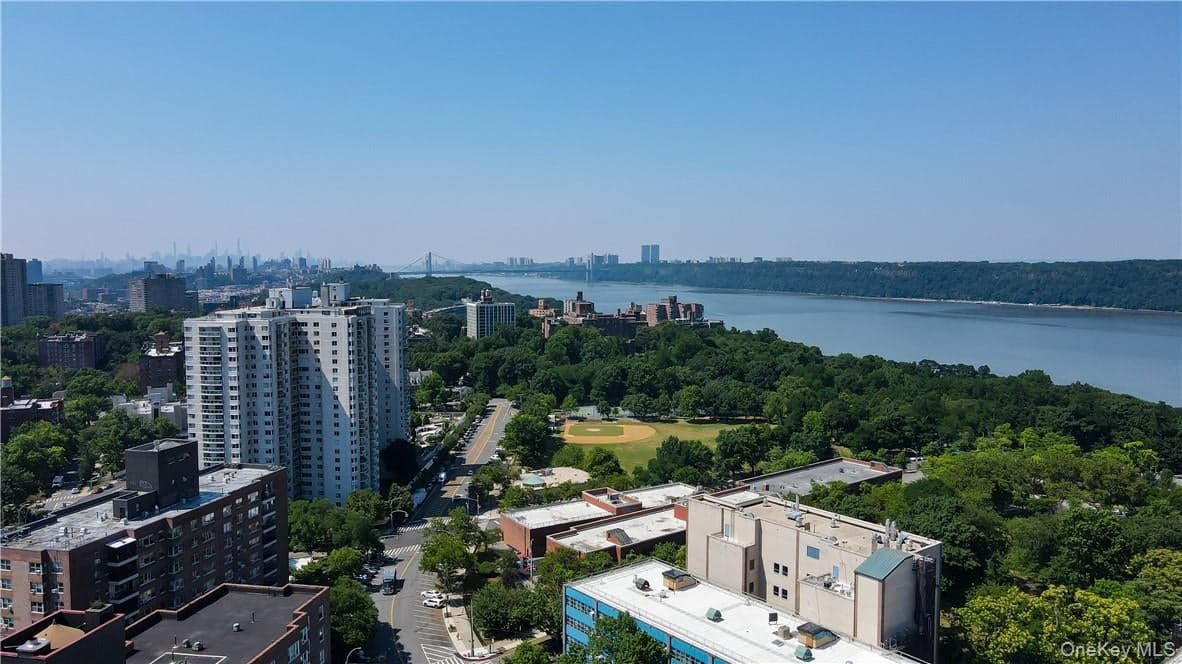640 W 237th Street Unit: 20B thumbnail 25