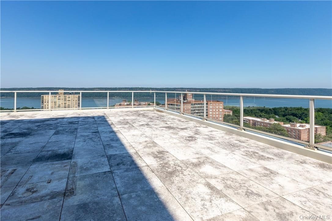 640 W 237th Street Unit: 20B thumbnail 24