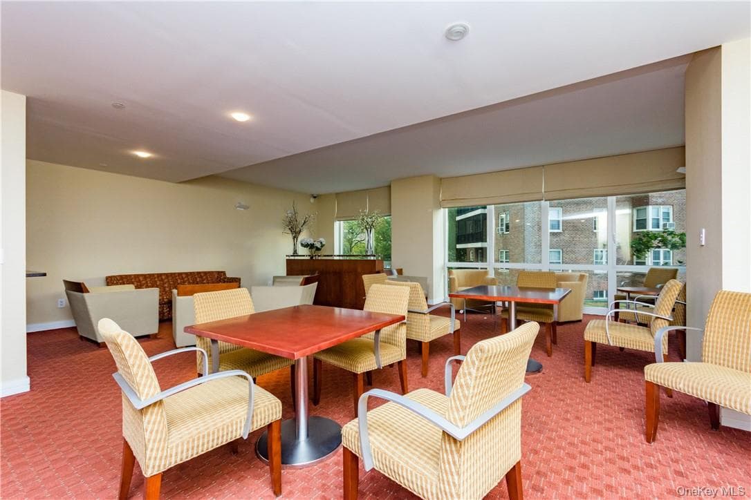 640 W 237th Street Unit: 20B thumbnail 34