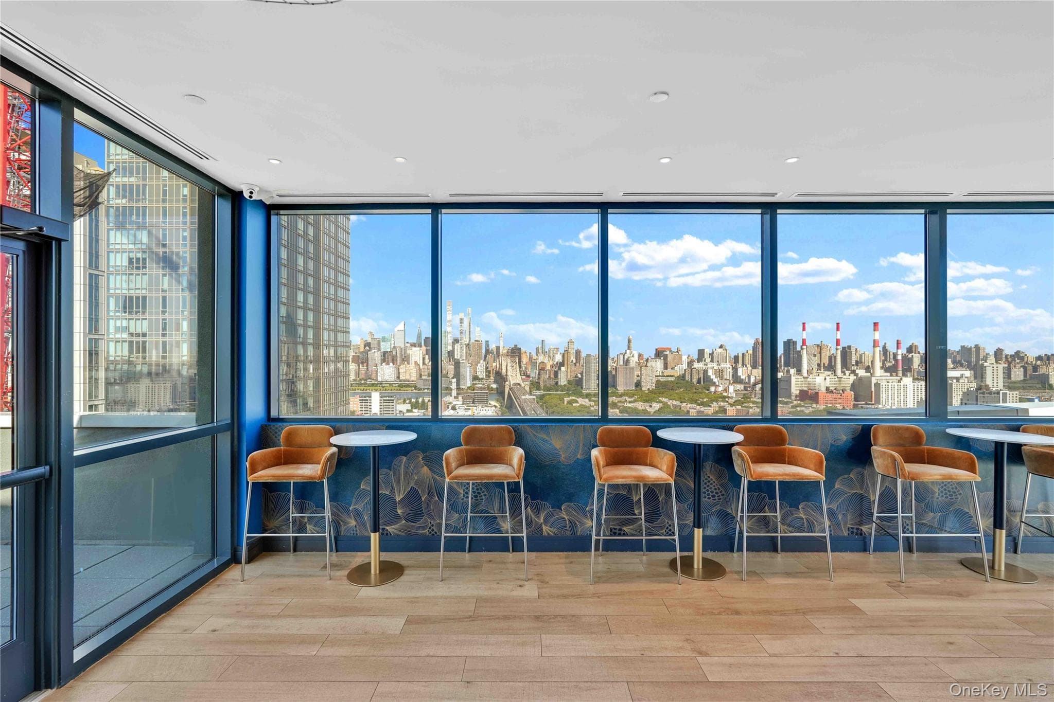2416 Queens Plaza Unit: 7B thumbnail 15