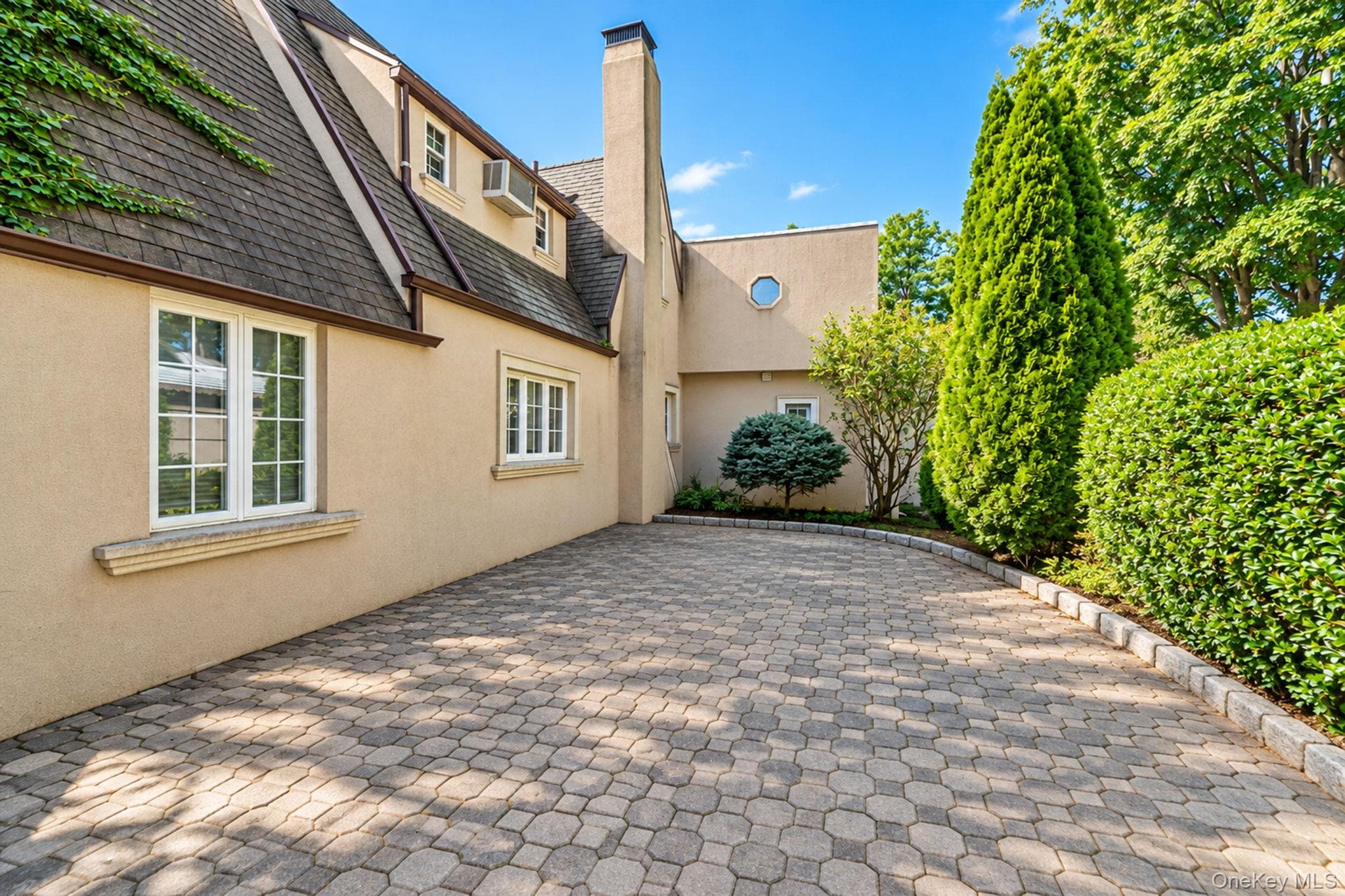 414 Avalon Place thumbnail 7