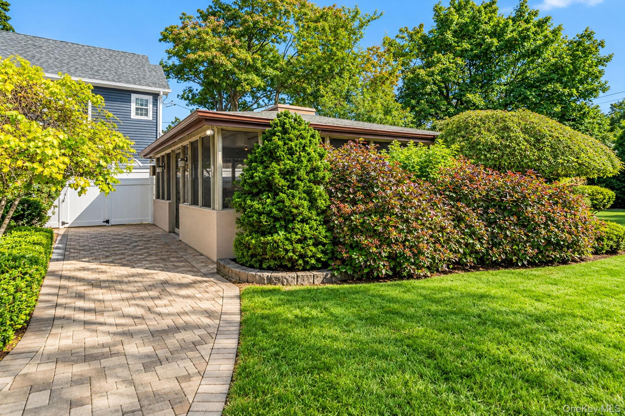 414 Avalon Place thumbnail 5