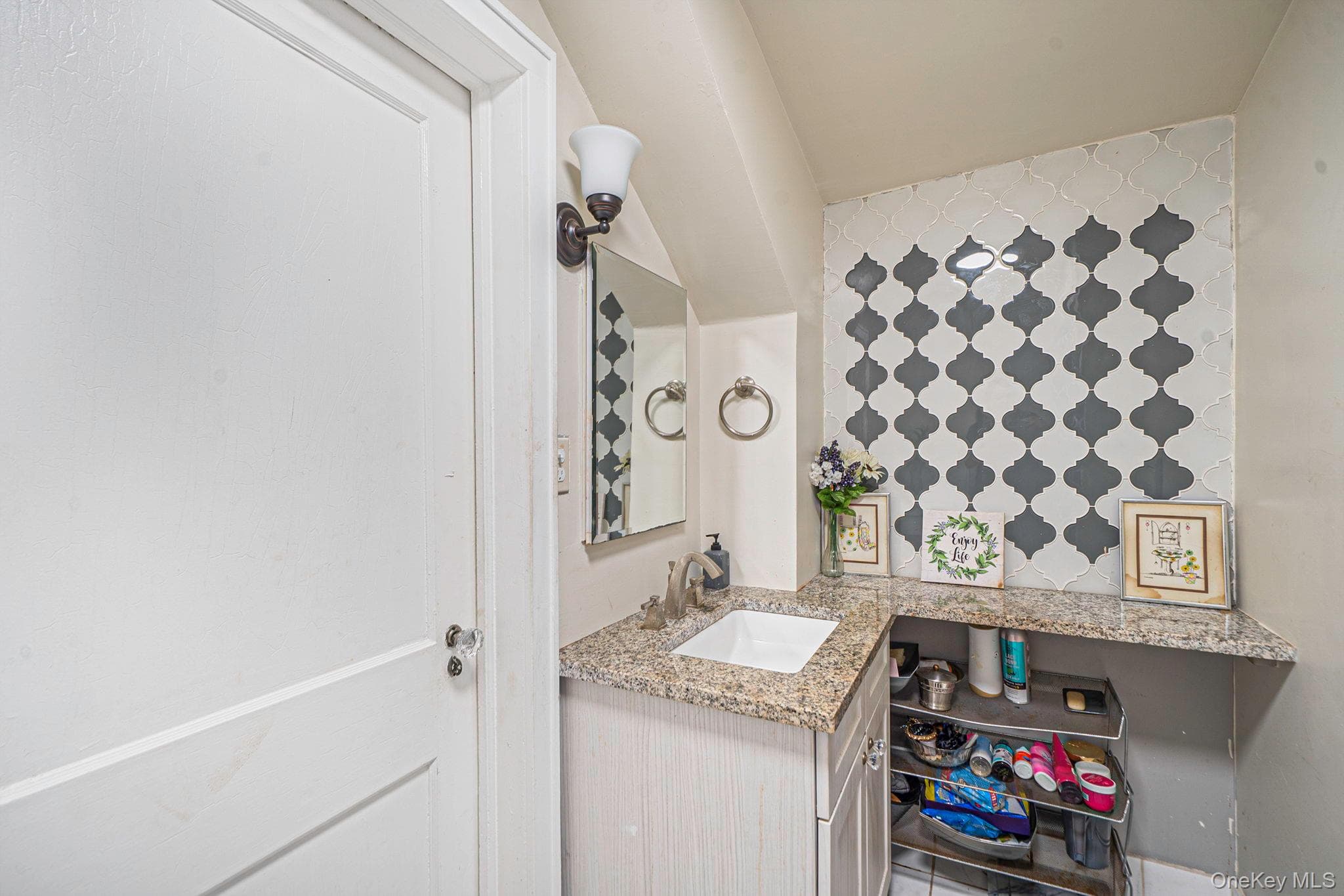 414 Avalon Place thumbnail 26