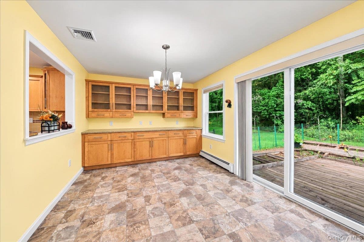 3740 Eleanor Drive thumbnail 12